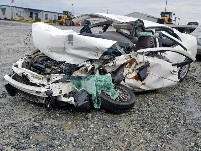 1C3EL46R74N324568 - 2004 CHRYSLER SEBRING LX WHITE photo 2