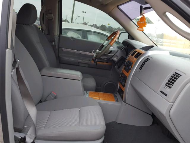 1A8HW58P07F511417 - 2007 CHRYSLER ASPEN LIMI SILVER photo 5