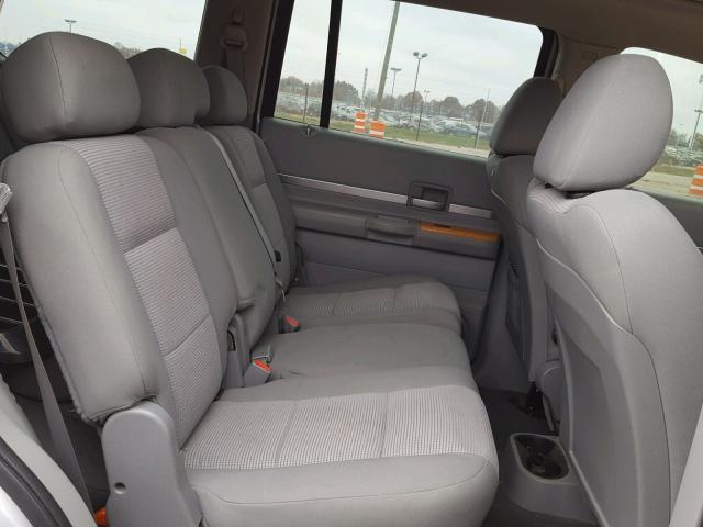 1A8HW58P07F511417 - 2007 CHRYSLER ASPEN LIMI SILVER photo 6