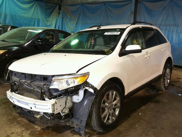 2FMDK3JC8DBA89953 - 2013 FORD EDGE SEL WHITE photo 2