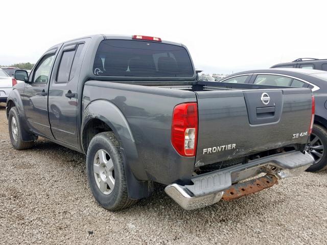 1N6AD07W15C458460 - 2005 NISSAN FRONTIER C GRAY photo 3