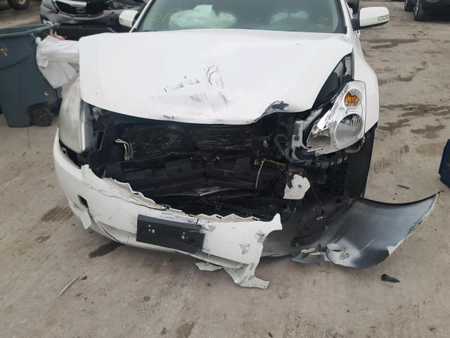 1N4BL2AP4CC117077 - 2012 NISSAN ALTIMA SR WHITE photo 9