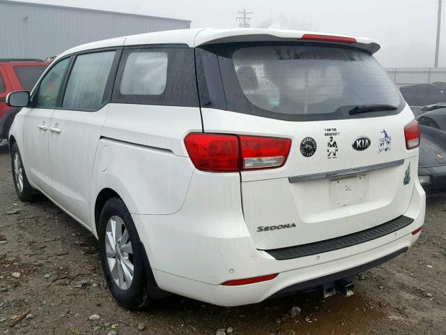 KNDMA5C16F6035664 - 2015 KIA SEDONA L WHITE photo 3