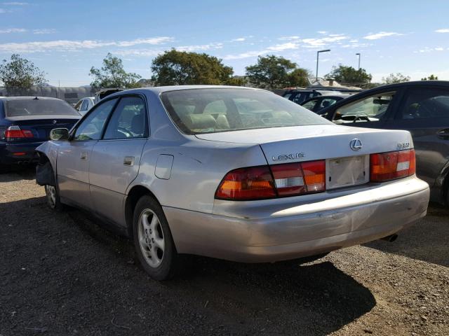 JT8BF22G8V0016255 - 1997 LEXUS ES 300 BEIGE photo 3