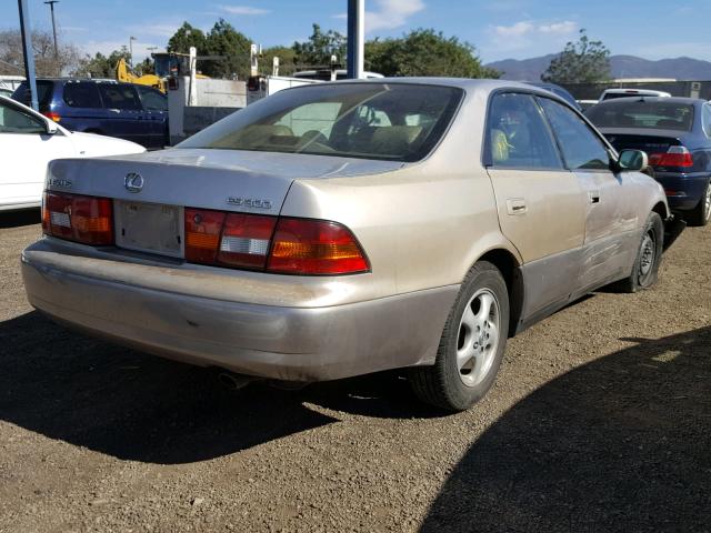 JT8BF22G8V0016255 - 1997 LEXUS ES 300 BEIGE photo 4