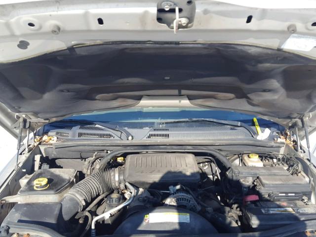 1J8HG48P87C672932 - 2007 JEEP COMMANDER SILVER photo 7