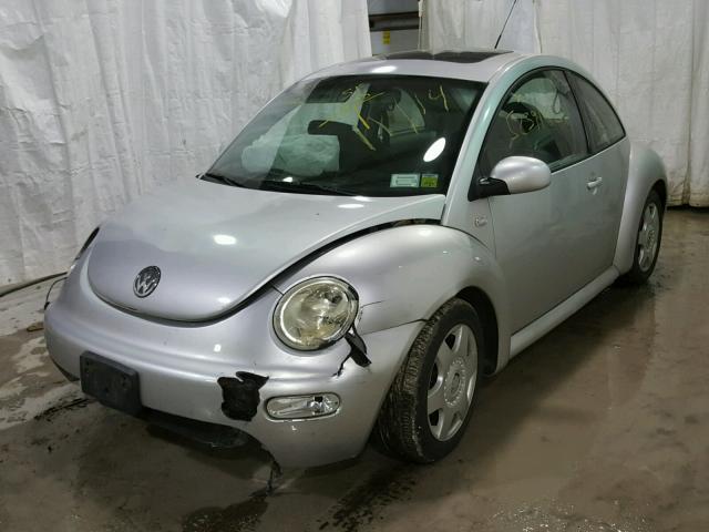 3VWCK21CX1M475288 - 2001 VOLKSWAGEN NEW BEETLE SILVER photo 2