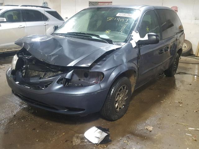 1C4GJ25322B731725 - 2002 CHRYSLER VOYAGER BLUE photo 2