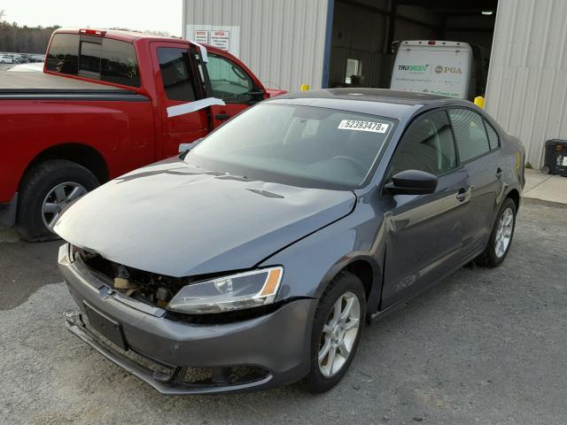 3VW2K7AJ4DM351366 - 2013 VOLKSWAGEN JETTA BASE 灰色 照片 2