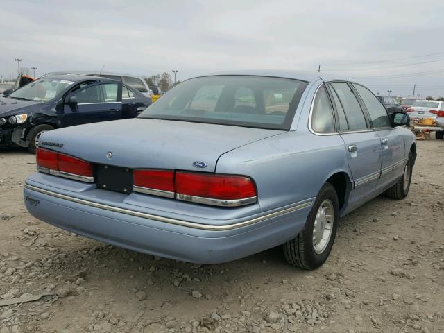 2FALP74W4VX178329 - 1997 FORD CROWN VICT BLUE photo 4