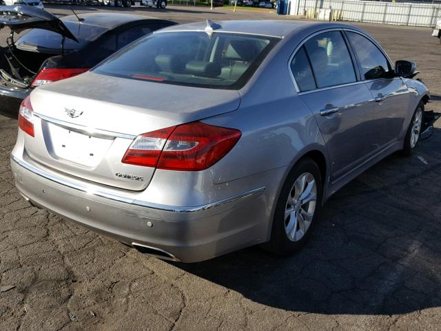 KMHGC4DD4CU153984 - 2012 HYUNDAI GENESIS 3. GRAY photo 4