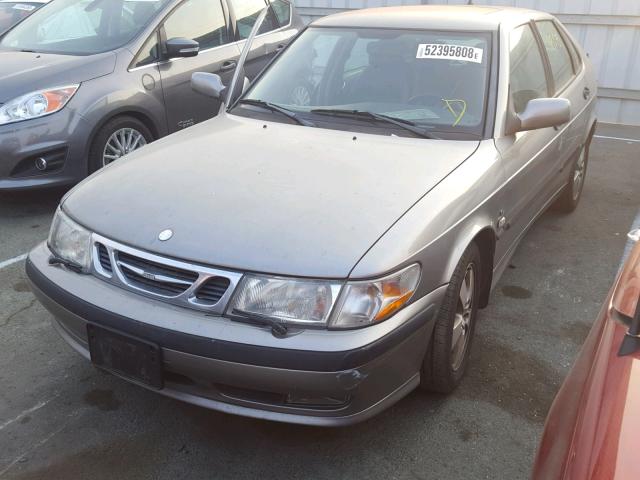 YS3DF58K822026185 - 2002 SAAB 9-3 SE SILVER photo 2