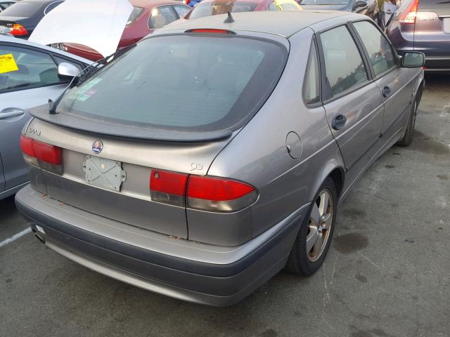 YS3DF58K822026185 - 2002 SAAB 9-3 SE SILVER photo 4