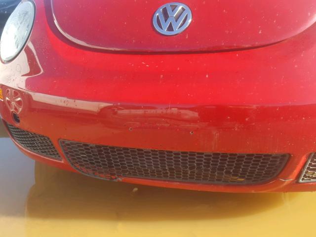 3VWRF31Y78M402681 - 2008 VOLKSWAGEN NEW BEETLE RED photo 9