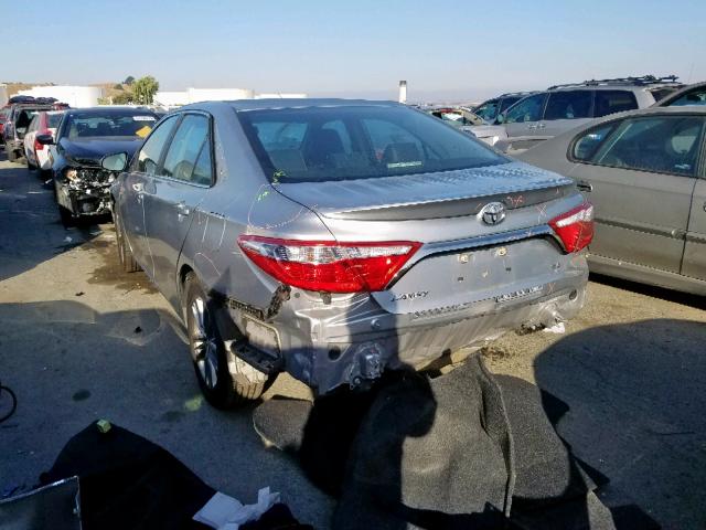 4T1BF1FK8FU044184 - 2015 TOYOTA CAMRY LE SILVER photo 3