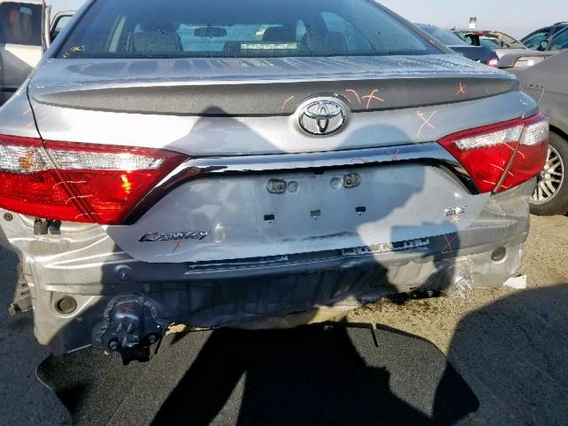 4T1BF1FK8FU044184 - 2015 TOYOTA CAMRY LE SILVER photo 9