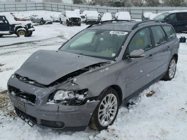 YV1MW682852072370 - 2005 VOLVO V50 T5 GRAY photo 2