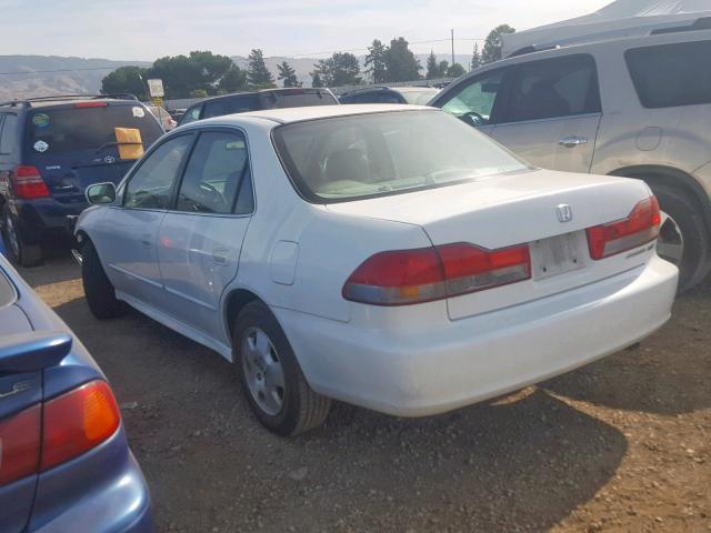 1HGCG16531A023139 - 2001 HONDA ACCORD EX WHITE photo 3