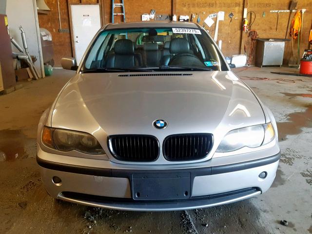 WBAEU334X3PM55392 - 2003 BMW 325 XI SILVER photo 9