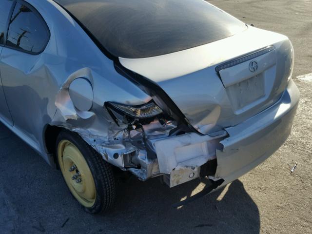 JTKDE167390277325 - 2009 TOYOTA SCION TC Gümüş foto 9