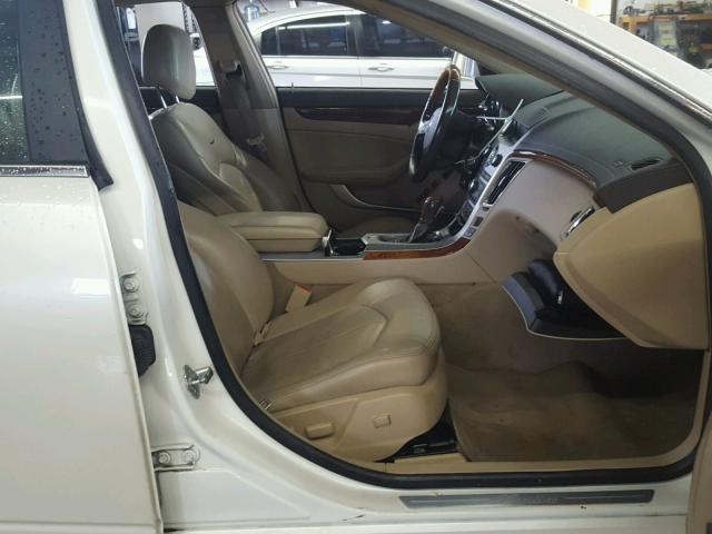 1G6DE5EG5A0103330 - 2010 CADILLAC CTS LUXURY WHITE photo 5