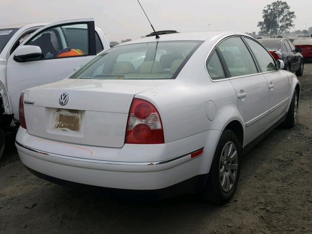 WVWPD63B93P268978 - 2003 VOLKSWAGEN PASSAT GLS WHITE photo 4