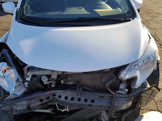 3N1CE2CP5GL404253 - 2016 NISSAN VERSA NOTE WHITE photo 7