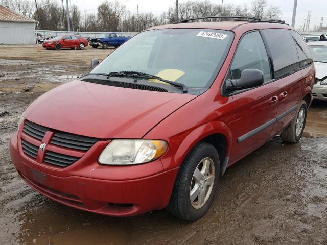 1D4GP45RX6B743466 - 2006 DODGE CARAVAN SX MAROON photo 2