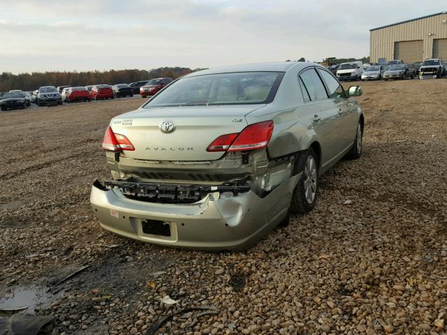 4T1BK36B95U046824 - 2005 TOYOTA AVALON XL GREEN photo 4