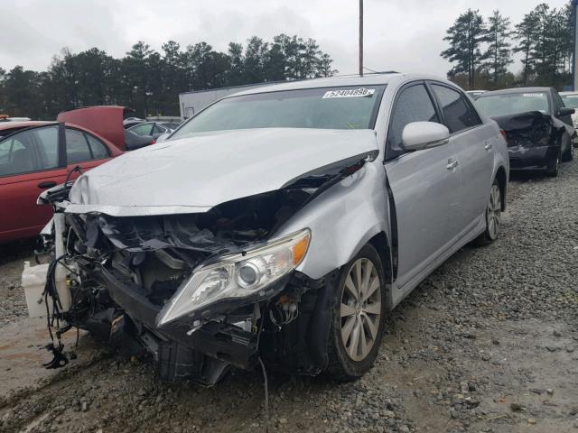 4T1BK3DB4BU429956 - 2011 TOYOTA AVALON BAS Argent photo 2