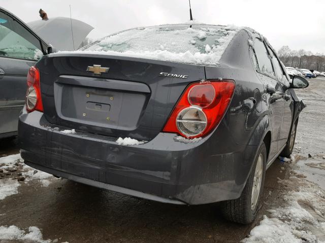 1G1JA5SHXC4203825 - 2012 CHEVROLET SONIC LS GRAY photo 4