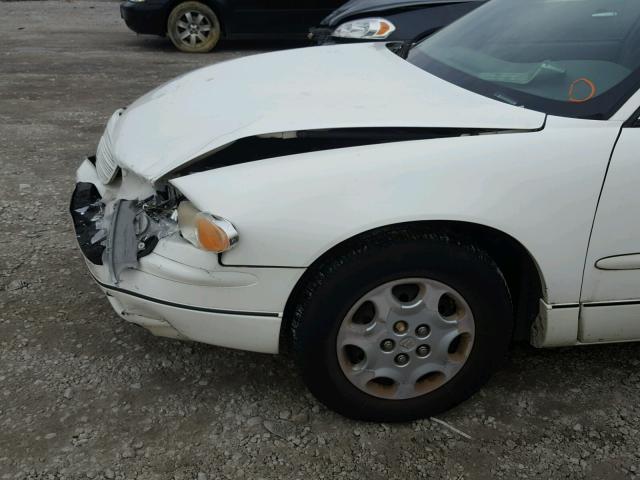 2G4WB52K821247317 - 2002 BUICK REGAL LS 白色 照片 9