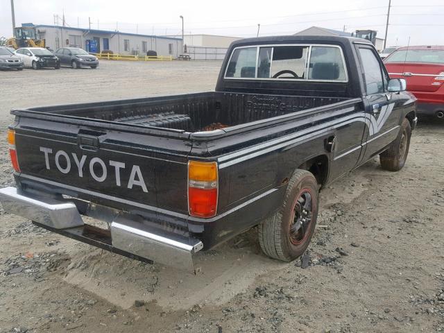 JT4RN55P4J0268630 - 1988 TOYOTA PICKUP 1/2 BLACK photo 4