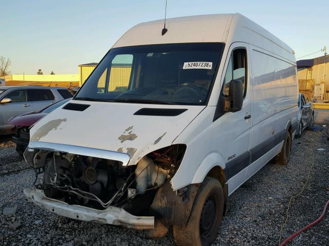 WD0PE845185280361 - 2008 DODGE SPRINTER 2 WHITE photo 2