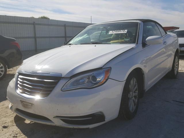 1C3BCBEG9EN131122 - 2014 CHRYSLER 200 TOURIN WHITE photo 2