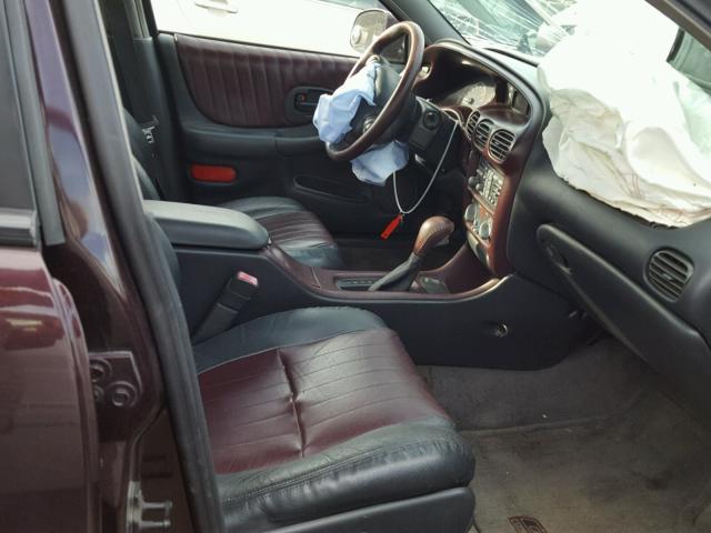 1G2WP52K12F245833 - 2002 PONTIAC GRAND PRIX MAROON photo 5
