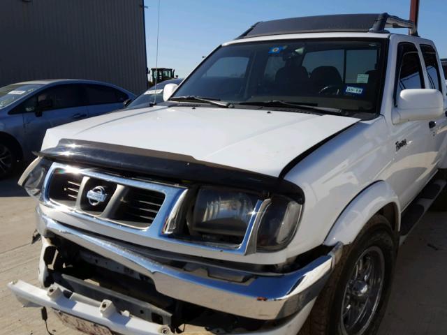 1N6ED27T5YC415974 - 2000 NISSAN FRONTIER C WHITE photo 7