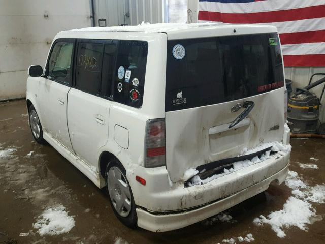 JTLKT324554029144 - 2005 TOYOTA SCION XB Ақ фото 3