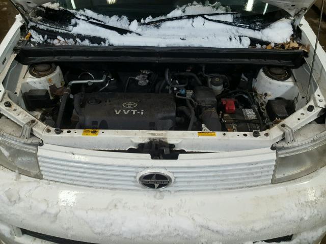 JTLKT324554029144 - 2005 TOYOTA SCION XB Ақ фото 7