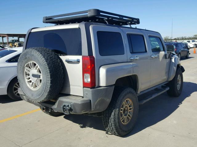 5GTDN136668157611 - 2006 HUMMER H3 BEIGE photo 4