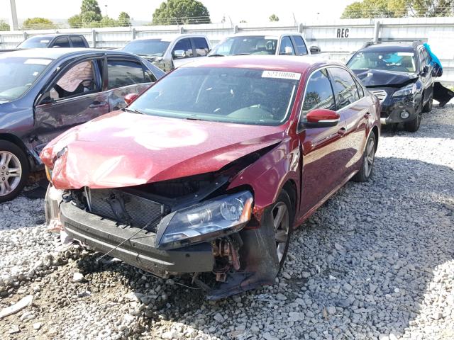 1VWBT7A33FC025416 - 2015 VOLKSWAGEN PASSAT SE RED photo 2