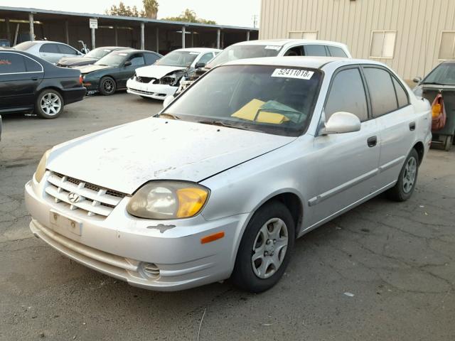 KMHCG45C23U493594 - 2003 HYUNDAI ACCENT GL SILVER photo 2