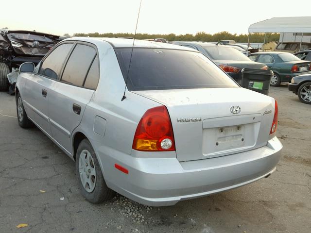 KMHCG45C23U493594 - 2003 HYUNDAI ACCENT GL SILVER photo 3