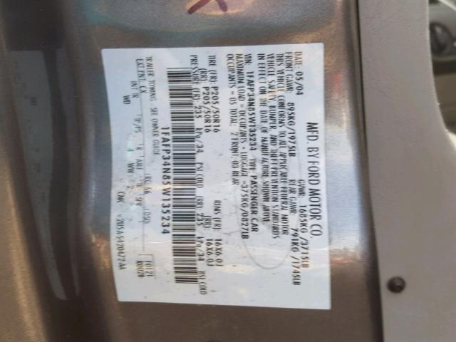 1FAFP34N85W135234 - 2005 FORD FOCUS ZX4 GRAY photo 10