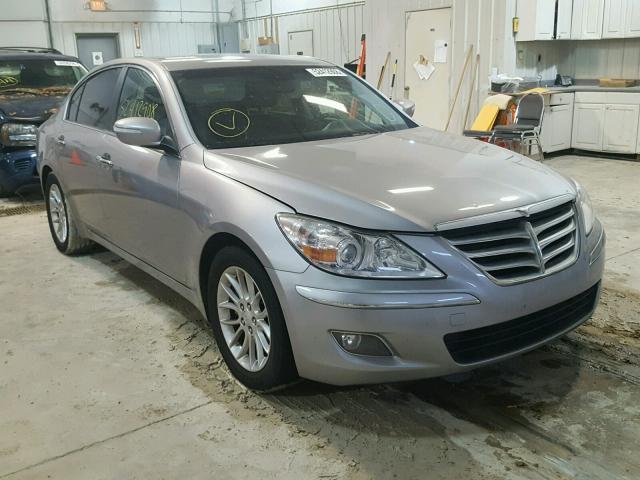 KMHGC4DE4BU139641 - 2011 HYUNDAI GENESIS 3. SILVER photo 1