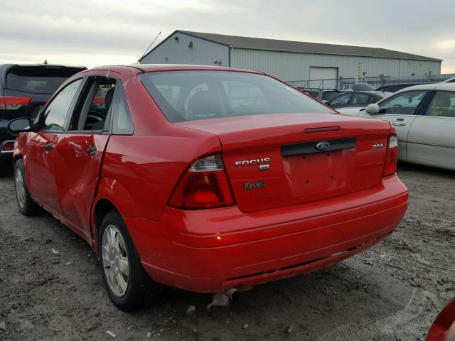 1FAFP34N36W108248 - 2006 FORD FOCUS ZX4 RED photo 3