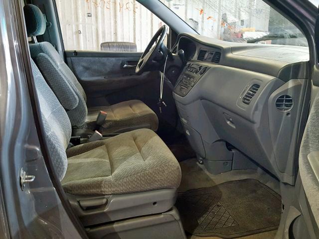 2HKRL185X1H613509 - 2001 HONDA ODYSSEY LX SILVER photo 5