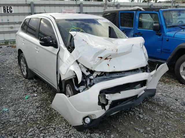 JA4AD3A3XEZ001446 - 2014 MITSUBISHI OUTLANDER WHITE photo 1