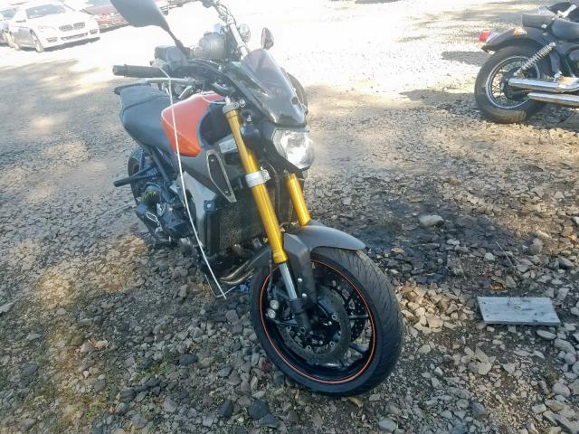 JYARN33EXEA002031 - 2014 YAMAHA FZ09 ORANGE photo 1