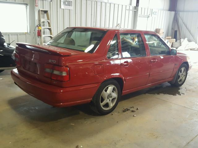 YV1LS5374W2537720 - 1998 VOLVO S70 T5 TUR RED photo 4